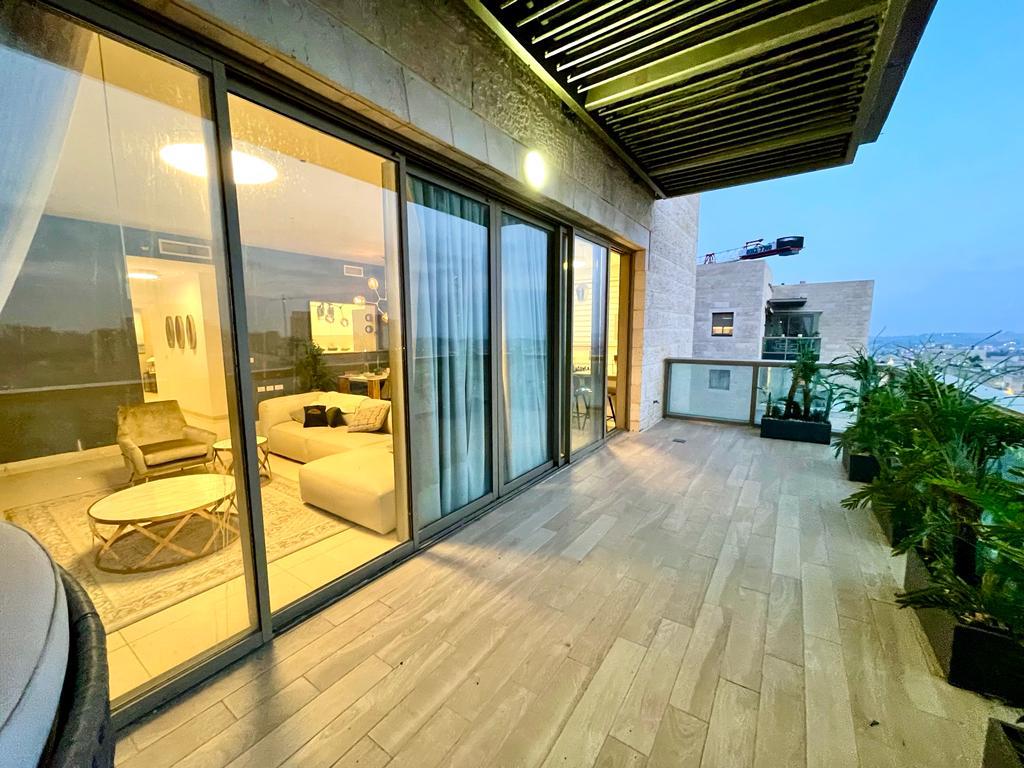 Luxurious Apt — Temple Mount View — photo 5